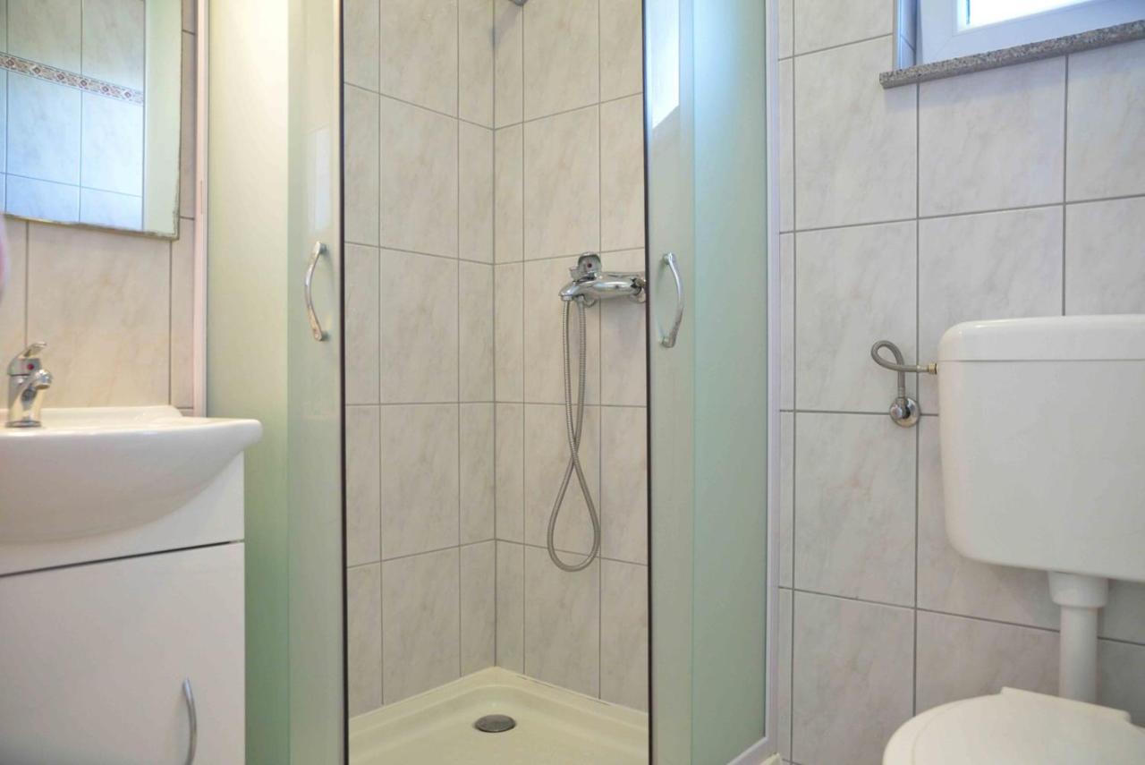 Apartments Katarina Водице Екстер'єр фото