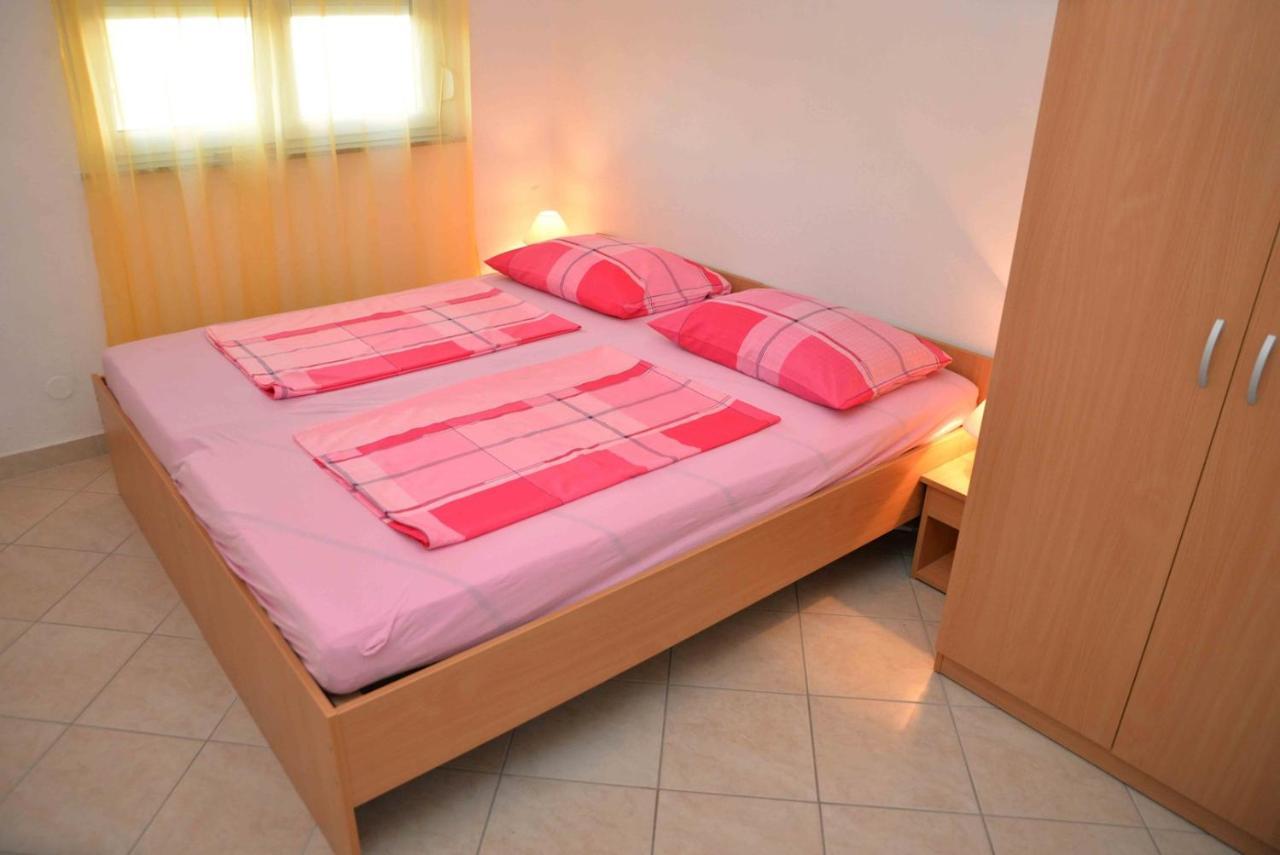 Apartments Katarina Водице Екстер'єр фото
